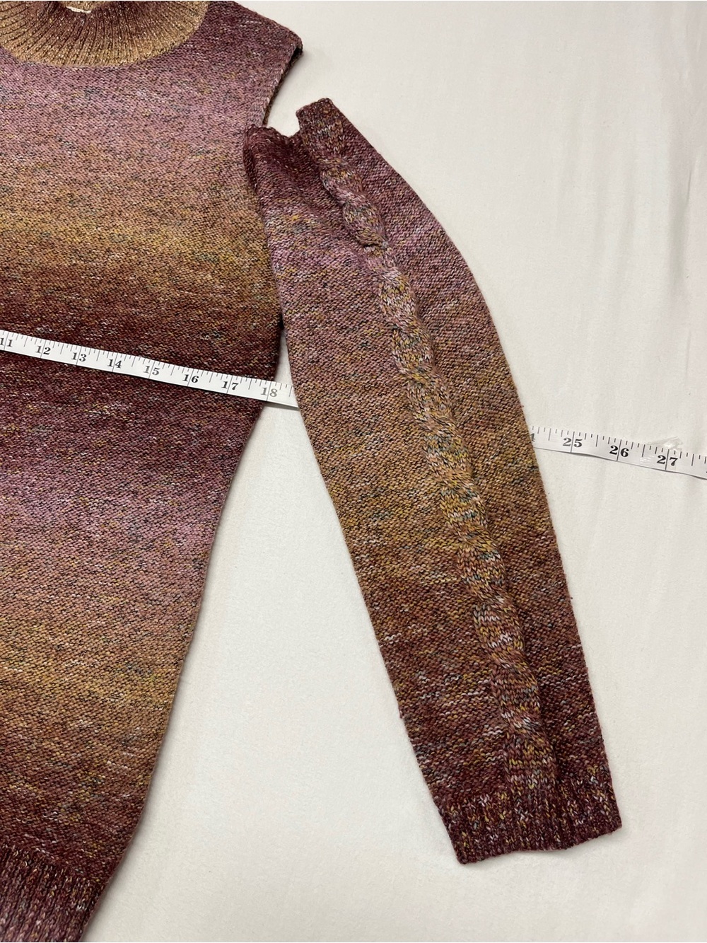 cleo cold, shoulder Mock Neck Sweater in Mauve and Gold-Tone work, Travel 1437 - Picture 5 of 5